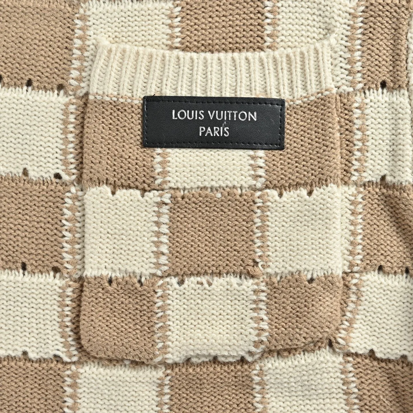 Louis Vuitton/Louis Vuitton Khaki Cream White Checkerboard Hollow Round Neck Knitted Cardigan